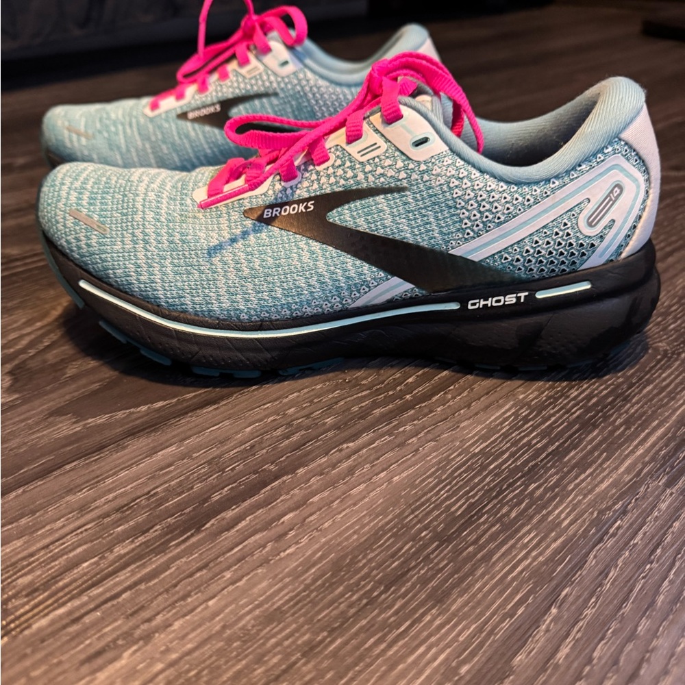 Brooks Women's Ghost Athletic Shoes - Teal and Pink